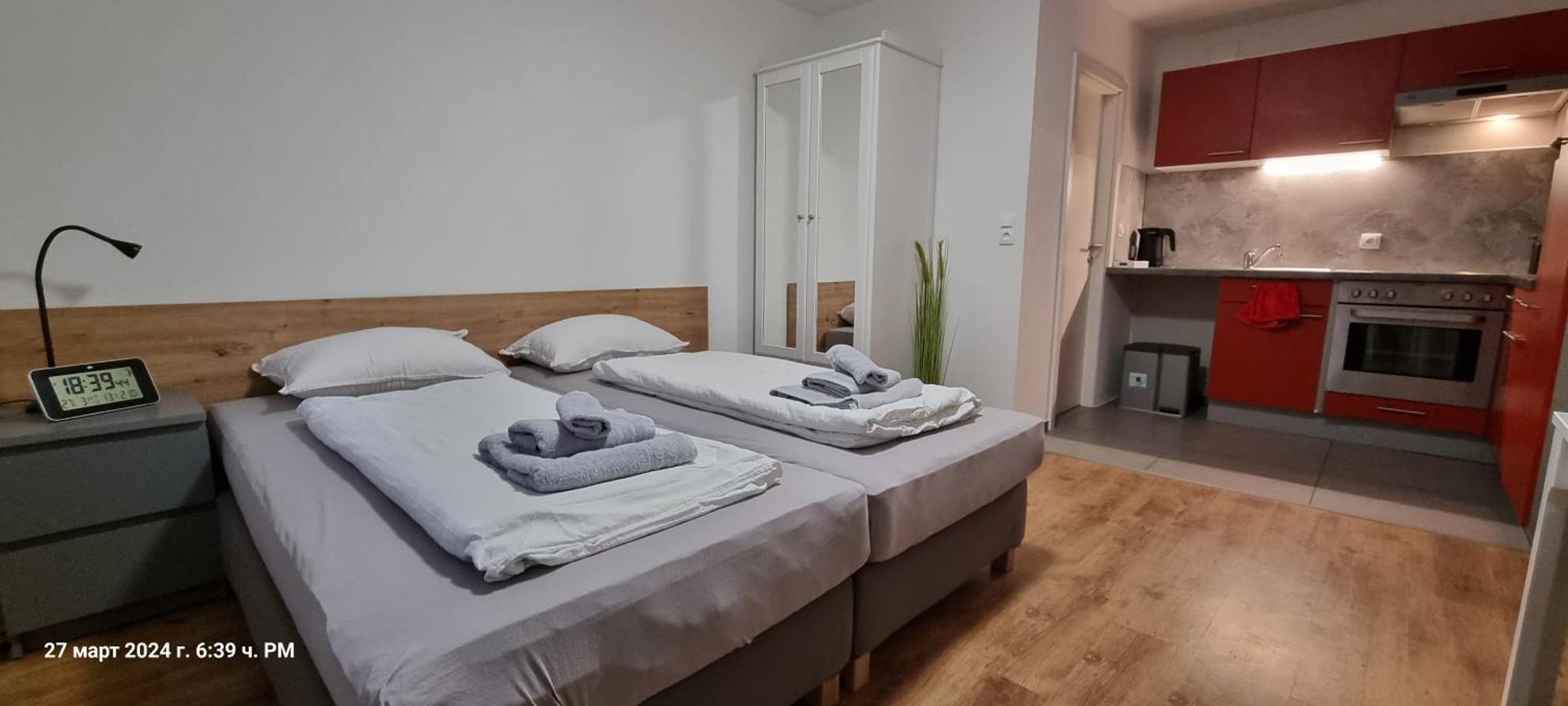 Studio Apartment Naehe S-Bahn Inklusive Parkplatz Oberesslingen Bagian luar foto