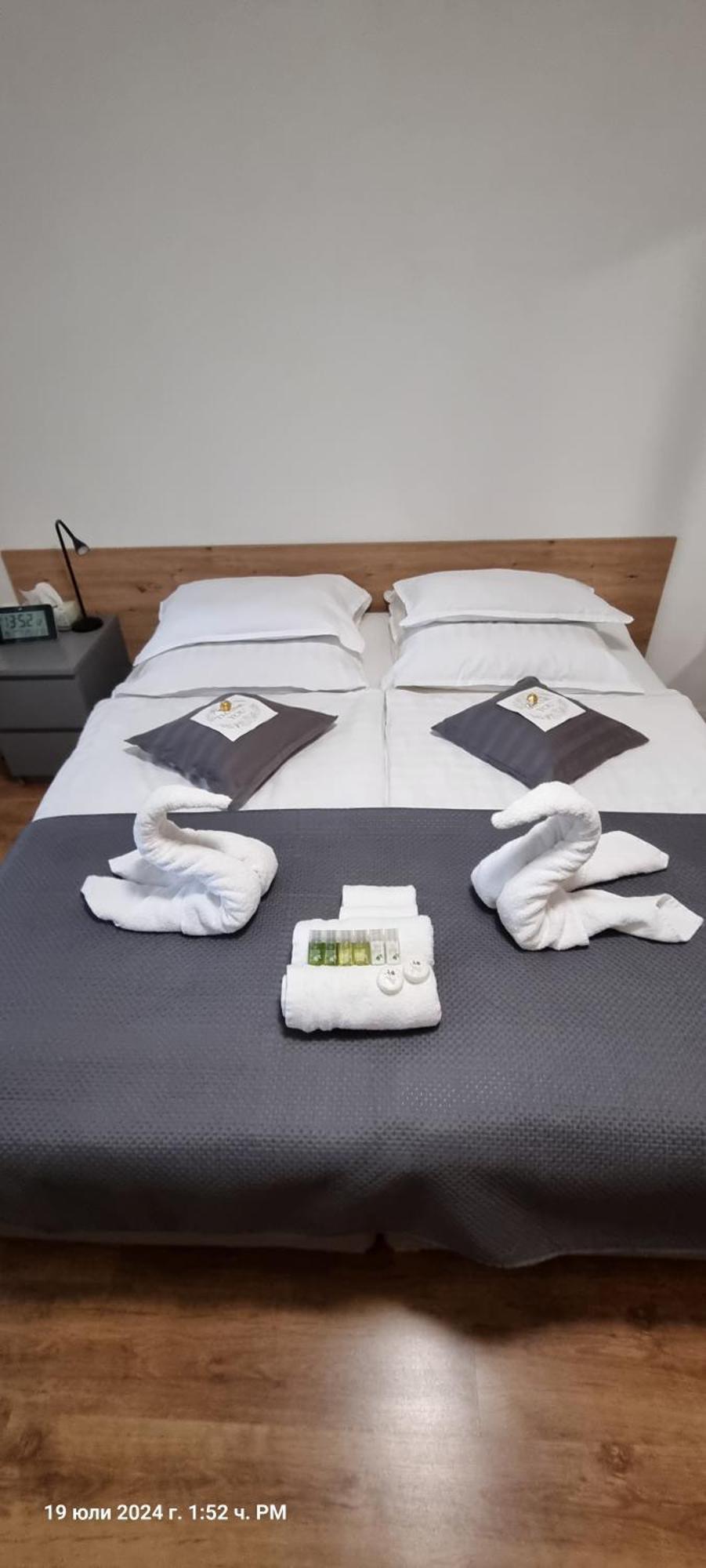 Studio Apartment Naehe S-Bahn Inklusive Parkplatz Oberesslingen Bagian luar foto