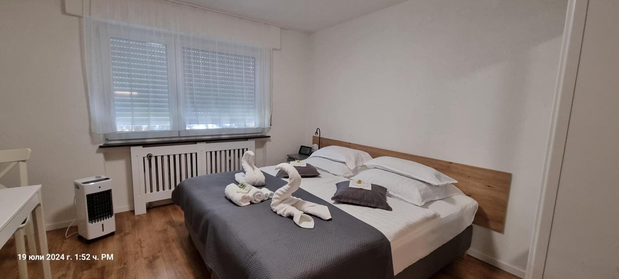 Studio Apartment Naehe S-Bahn Inklusive Parkplatz Oberesslingen Bagian luar foto